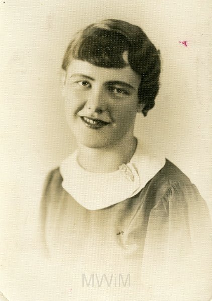 KKE 4689.jpg - Fot. Portret. Helena Siemaszko - siostra cioteczna Jadwigi i Emilii Siemaszko, Wilno, 1932 r.